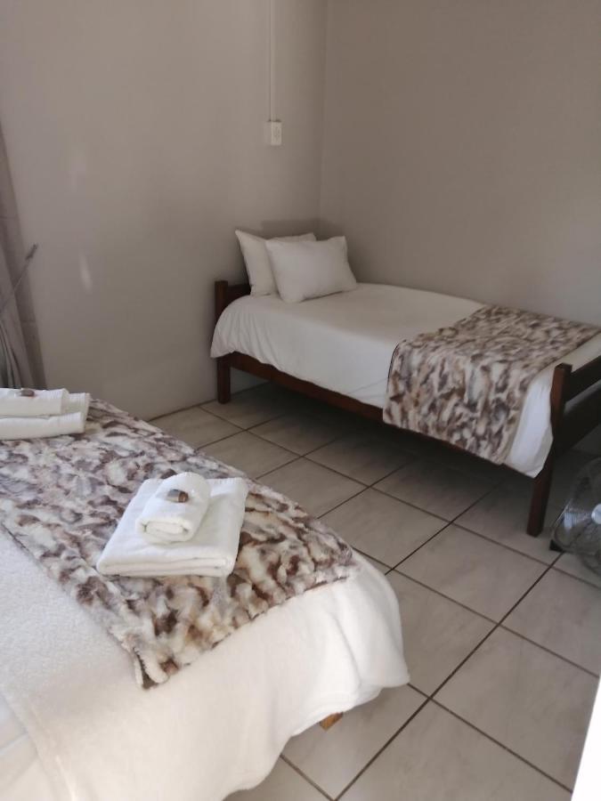 Swartberg Guest House 卡利登 外观 照片
