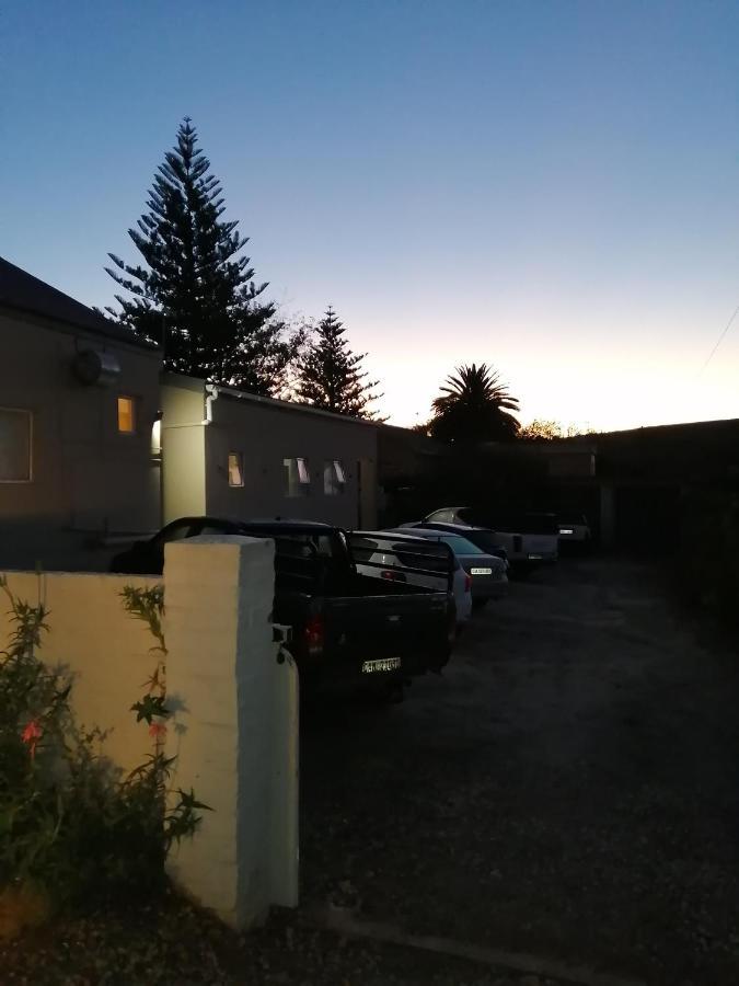 Swartberg Guest House 卡利登 外观 照片